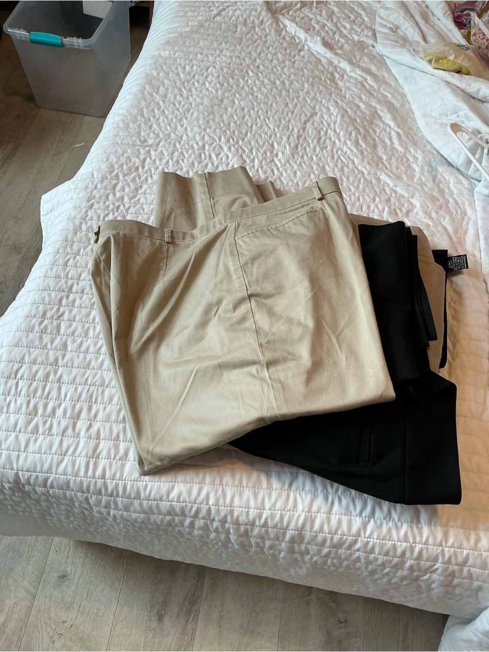 Size 16 Pants Bundle Pants in Black, Khaki, Blue and white